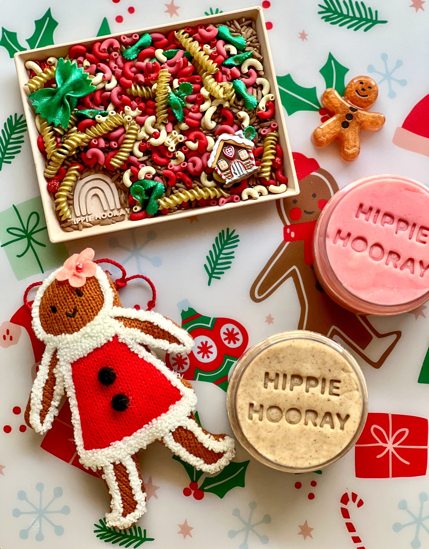 Merry & Bright Sensory Play Filler