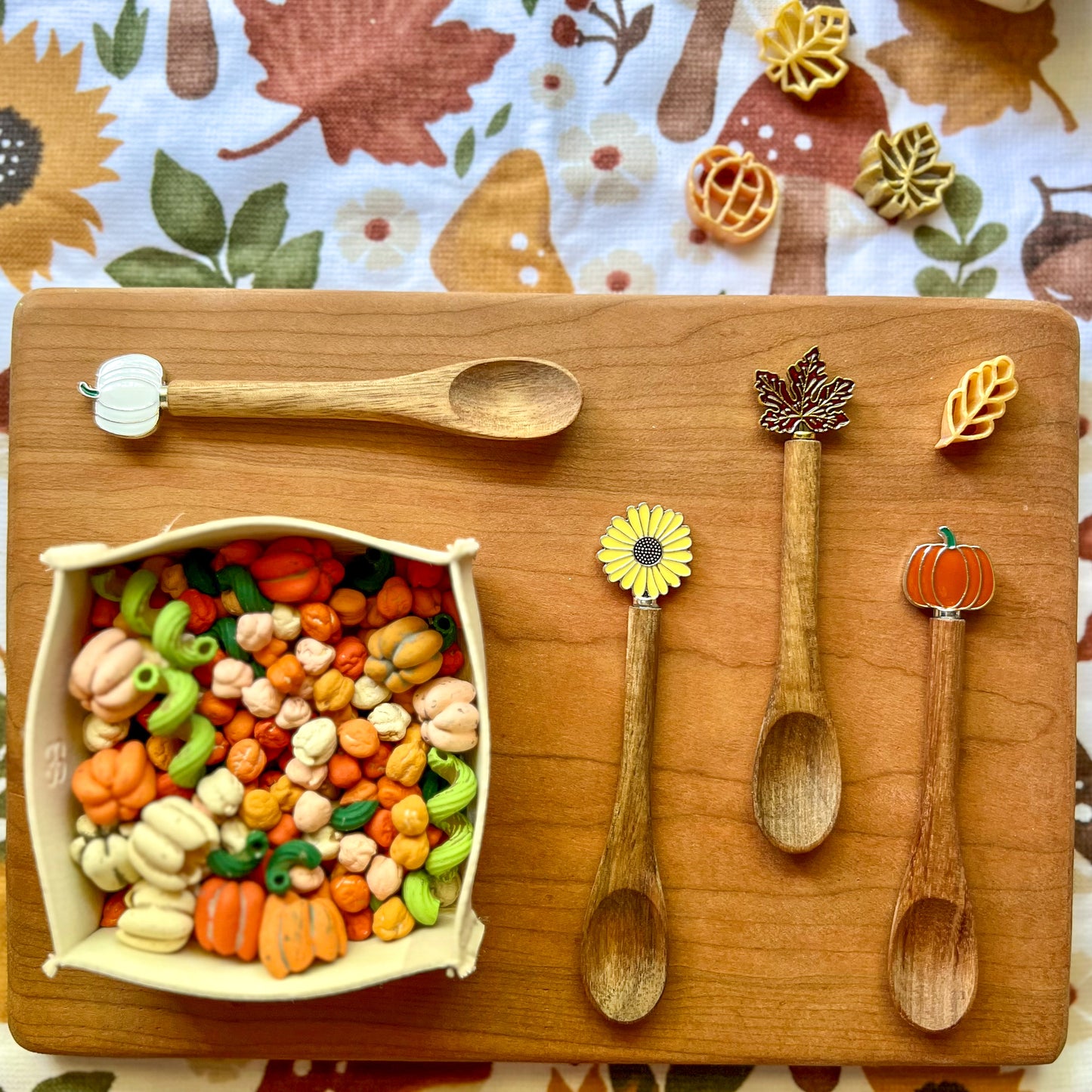 Set of 4 Fall Spoons