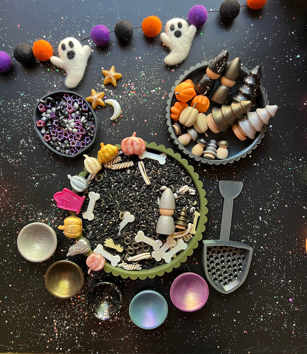 Graveyard Dig Limited Edition Halloween Sensory Play Kit