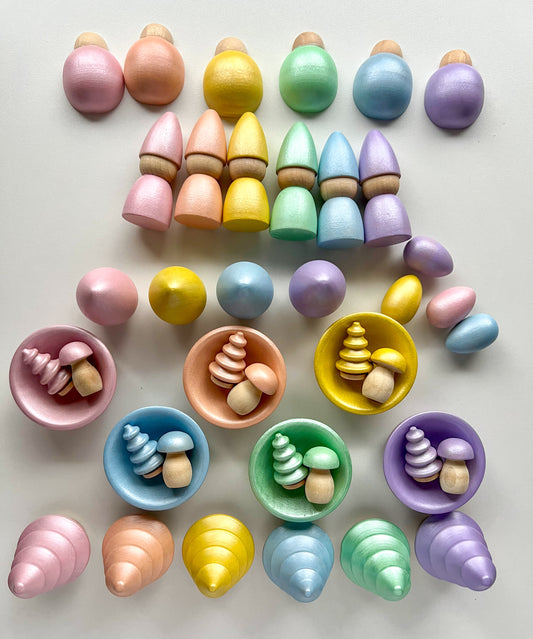 Pastel Metallic Wooden Accessories (Tulips & Wildflowers)