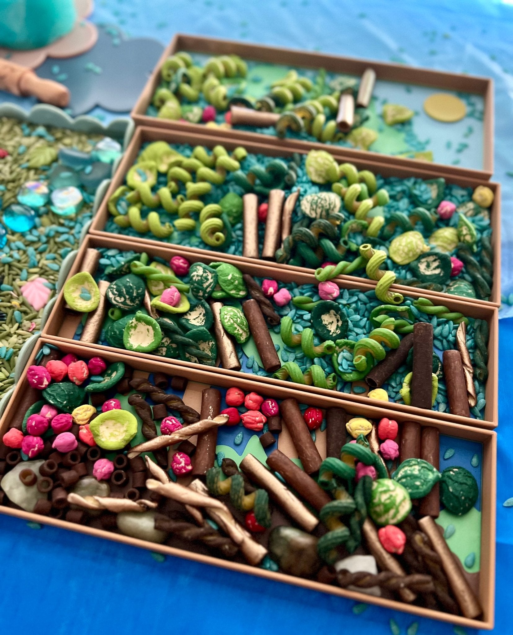 Amazing Amazon Adventure Sensory Play Filler - Hippie Hooray Sensory Play